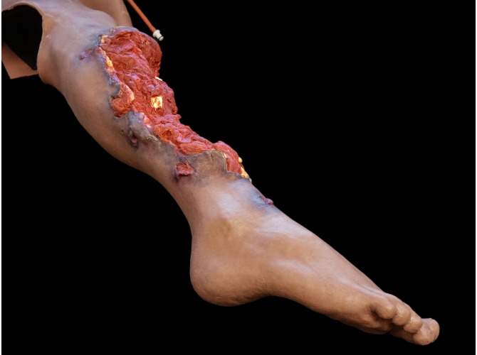 052_PT-R-Leg_DarkSkinTone1